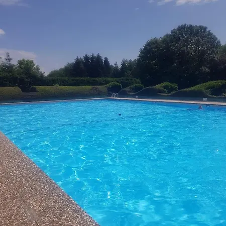 Nyaraló Gemuetliches In Der Eifel Mit Pool, Tennisplatz, Minigolf Und Nahem Blankenheim