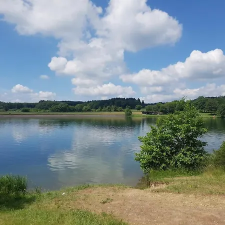 Gemuetliches In Der Eifel Mit Pool, Tennisplatz, Minigolf Und Nahem *