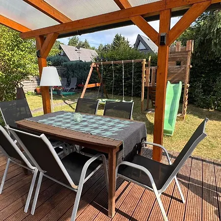 Gemuetliches In Der Eifel Mit Pool, Tennisplatz, Minigolf Und Nahem Hébergement de vacances Blankenheim (North Rhine-Westphalia)