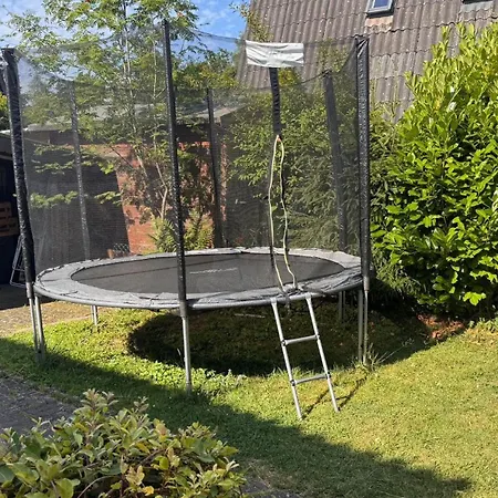 Gemuetliches In Der Eifel Mit Pool, Tennisplatz, Minigolf Und Nahem Nyaraló Blankenheim