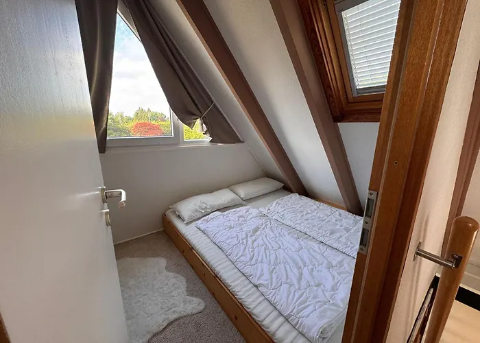 Casa vacanze Gemuetliches In Der Eifel Mit Pool, Tennisplatz, Minigolf Und Nahem